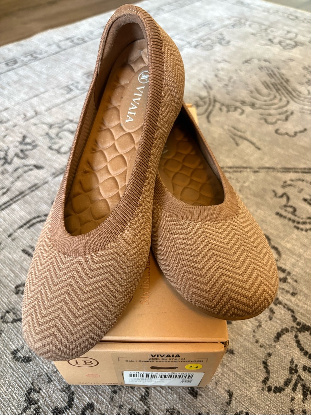 VIVAIA Claire Espresso Chevron Ballet Flats – EU 37.5 / US Women’s 7 / Medium
